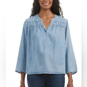 Splendid Women's V-Neck Relaxed Fit Lightweight Denim Blouse Top-Blue